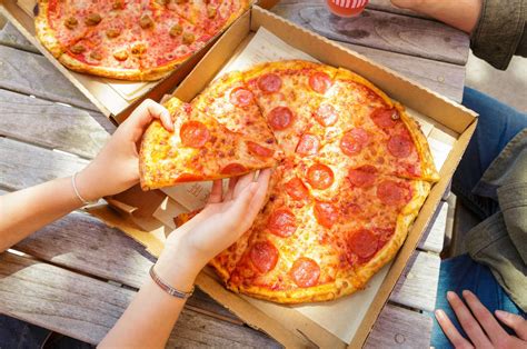 blaze pizza free delivery.